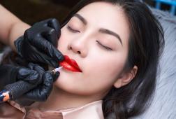 Phun Môi Collagen Đường Phan Huy Ích: Đỉnh Cao Làm Đẹp Tại Thắm Beauty