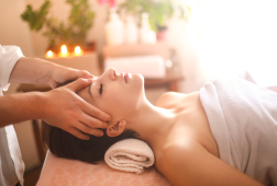 Spa Không Phải Là Xa Xỉ – Mà Là Cách Giúp Bạn Giữ Thanh Xuân Dài Lâu
